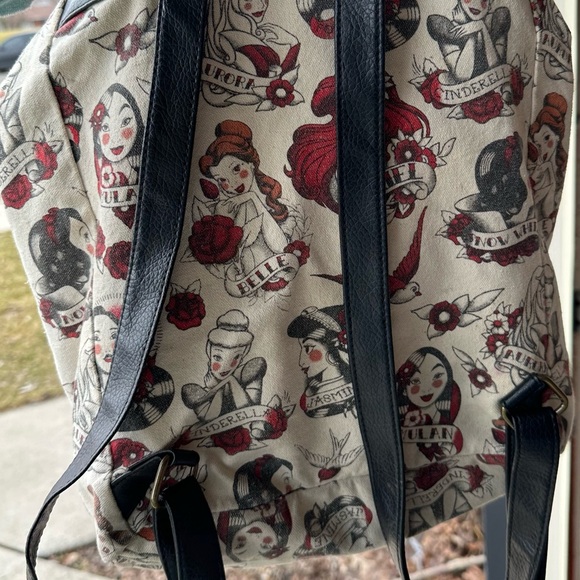 Disney backpack - Picture 3 of 4